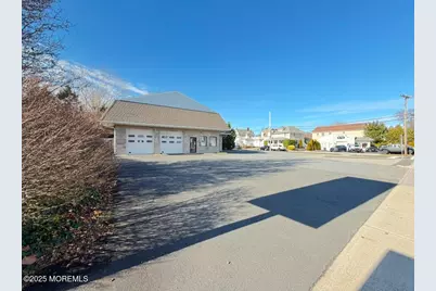 401 Richmond Avenue, Point Pleasant Beach, NJ 08742 - Photo 4