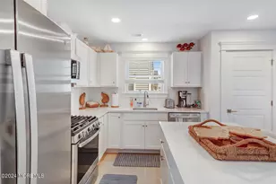 19 Cummins St, Mantoloking, NJ 08738 - Photo 12