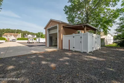 33 Bordentown Trail, Jamesburg, NJ 08831 - Photo 4