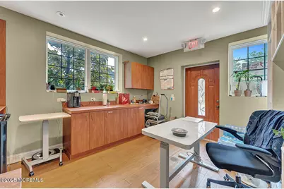 875 Poole Avenue, Hazlet Township, NJ 07730 - Photo 16