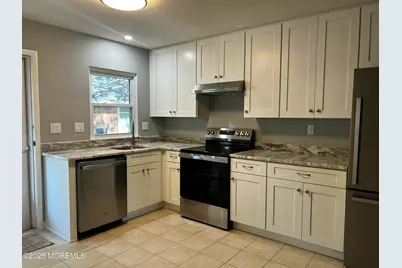 131 Farrington Court #B, Lakewood, NJ 08701 - Photo 2
