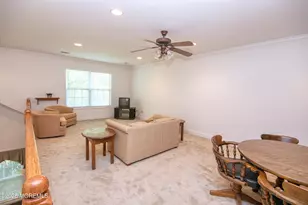 1 Cambridge Ct, Eatontown, NJ 07724 - Photo 22