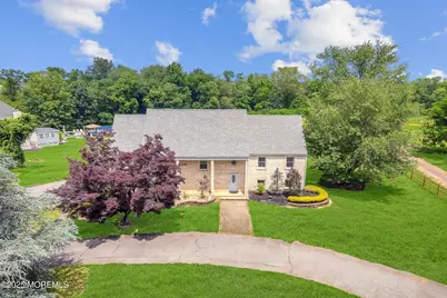 67 School Road E, Marlboro Township, NJ 07746 - Photo 2