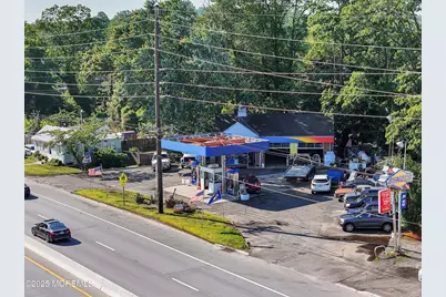 560 State Route 36, Belford, NJ 07718 - Photo 2
