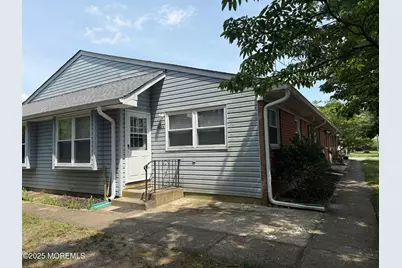 768D Hudson Parkway, Whiting, NJ 08759 - Photo 6