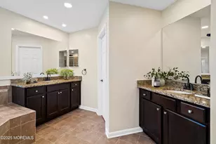 10 Rolling Meadows Ct, Upper Freehold Township, NJ 08501 - Photo 26