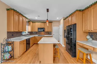 12 Emily Road, Manalapan Township, NJ 07726 - Photo 4