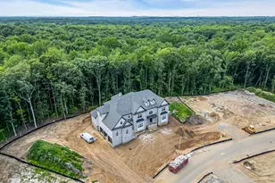 109 Parker Chase Ct, Morganville, NJ 07751 - Photo 6