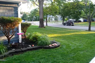 125 Sherwood Ln, Toms River Township, NJ 08753 - Photo 2