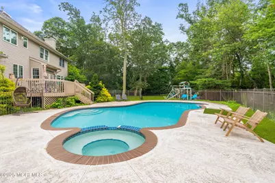 21 Old Queens Court, Eatontown, NJ 07724 - Photo 2