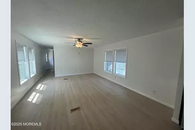 191 US Highway 9 #14, Englishtown, NJ 07726 - Photo 18