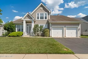 98 Mirage Blvd, Barnegat, NJ 08005 - Photo 2