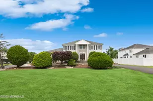 126 Wyncrest Rd, Marlboro Township, NJ 07746 - Photo 2