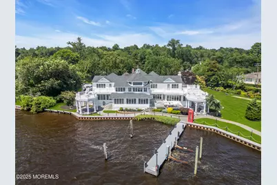 35 Magnolia Lane, Toms River Township, NJ 08753 - Photo 2