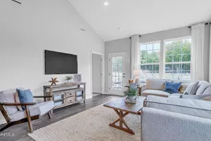 25 Victoria Gdns Sq, Neptune Township, NJ 07753 - Photo 12