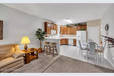 123 Golden Seasons Drive, Lakewood, NJ 08701 - Photo 12