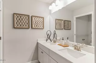 15 Victoria Gdns Sq, Neptune Township, NJ 07753 - Photo 20