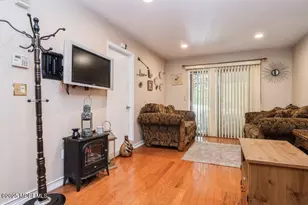 56 Dortmunder Dr, Manalapan Township, NJ 07726 - Photo 12