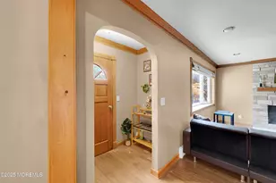 7 Syngle Way, Morganville, NJ 07751 - Photo 4