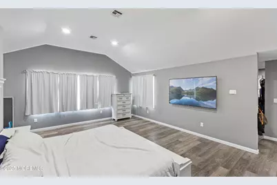 147 Newbury Road, Howell Township, NJ 07731 - Photo 18