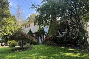 27 Middlesex Rd, Matawan, NJ 07747 - Photo 2