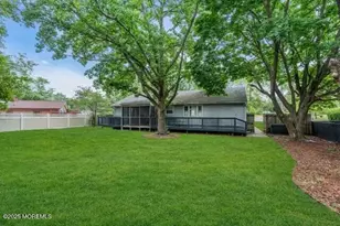 5 Parkway Dr, Toms River Township, NJ 08753 - Photo 10