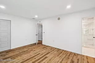 8 Augusta Ct, Toms River Township, NJ 08757 - Photo 14