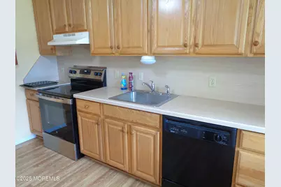 6 N Chestnut Avenue, Whiting, NJ 08759 - Photo 4