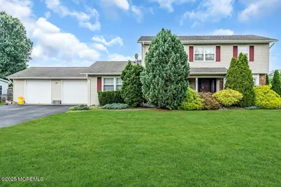 2 Princeton Drive, Jackson, NJ 08527 - Photo 2