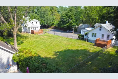 131 Asbury Road, Farmingdale, NJ 07727 - Photo 2