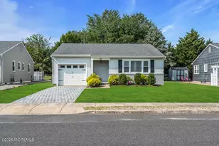 89 Carlisle Rd, Toms River Township, NJ 08757 - Photo 2