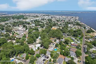 218 Swan Blvd, Toms River Township, NJ 08753 - Photo 4