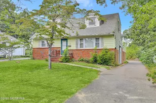 24 Berger Ave, Oakhurst, NJ 07755 - Photo 2