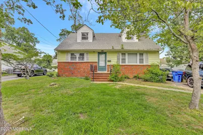 24 Berger Avenue, Oakhurst, NJ 07755 - Photo 4