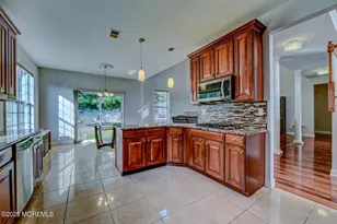 12 Ellis Ct, Morganville, NJ 07751 - Photo 16