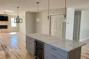 634 Wayside Rd, Neptune Township, NJ 07753 - Photo 6