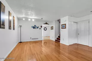 30-6 Remington Dr, Freehold, NJ 07728 - Photo 8