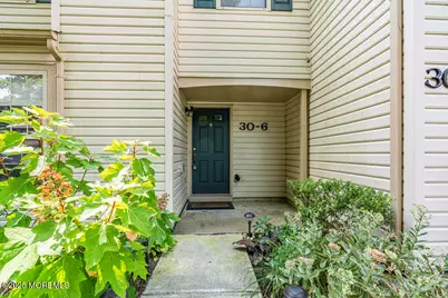 30-6 Remington Drive, Freehold, NJ 07728 - Photo 4