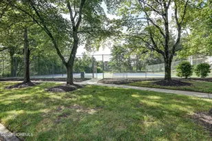 41 Lindsay Ct, Freehold, NJ 07728 - Photo 16