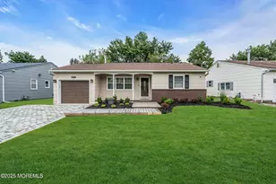 135 Northumberland Dr, Toms River Township, NJ 08755 - Photo 2