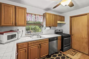 11 Murdock Pl, Jackson, NJ 08527 - Photo 10