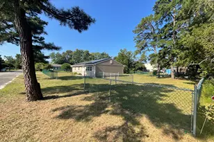 208 Wichita Trail, Browns Mills, NJ 08015 - Photo 12