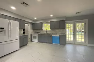 208 Wichita Trail, Browns Mills, NJ 08015 - Photo 16