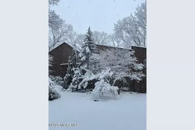 31 Thompson Grove Road, Freehold, NJ 07728 - Photo 2