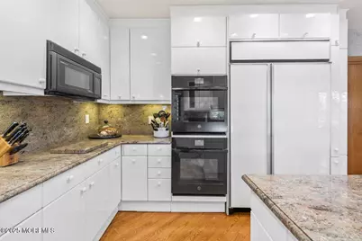 31 Thompson Grove Road, Freehold, NJ 07728 - Photo 20