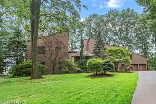 31 Thompson Grove Rd, Freehold, NJ 07728 - Photo 1