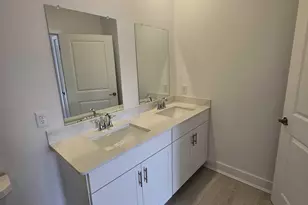 28 Radford Ct, Monroe Township, NJ 08831 - Photo 24