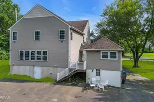 123 Freehold Rd, Manalapan Township, NJ 07726 - Photo 28