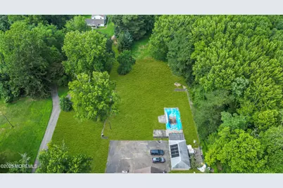 123 Freehold Road, Manalapan Township, NJ 07726 - Photo 32