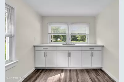 123 Freehold Road, Manalapan Township, NJ 07726 - Photo 44